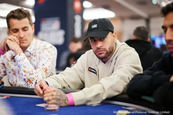 Neymar поднимается на подиум Main Event 2nd Chance High SCOOP