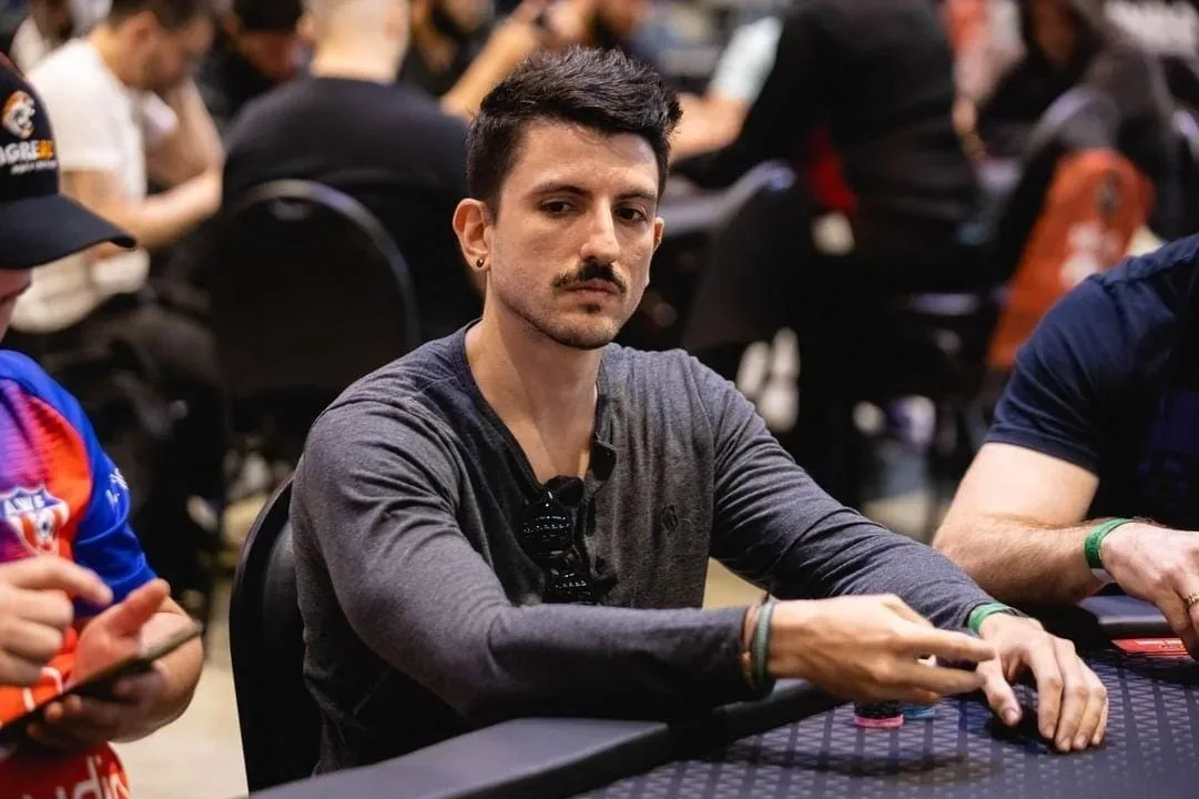 William Barbosa выиграл Mini Bounty Builder HR в среду на PokerStars