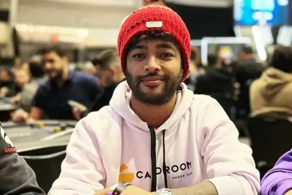 Йонас Белон выигрывает Mini Bounty Builder HR на PokerStars