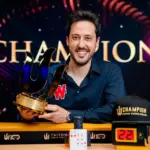Adrian Mateos — чемпион Triton Invitational и получает более 6 миллионов долларов США
