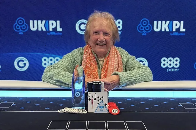 Lilian Welch, 83 года, побеждает в главном событии UKPL Blackpool