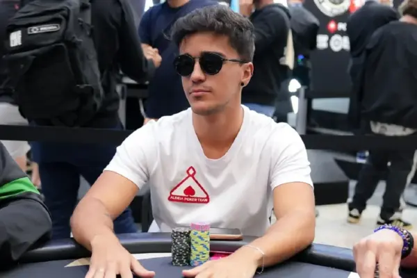 Daniel Araújo выигрывает Bounty Builder High Roller в бразильском дубле