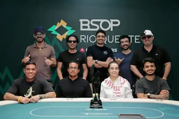 Александр Коуто лидирует в финальном столе Main Event BSOP Rio Quente