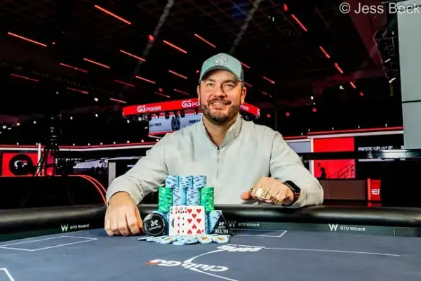 Джейсон Дэйли гарантирует третий чемпионский титул на WSOP и выигрывает почти 200 тысяч долларов США