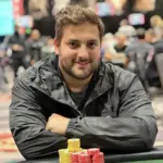Жоао Симао лидирует в бразильском трио, прошедшем в День 1B GGMillion$ на WSOP