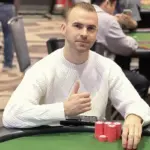 Renan Bruschi выходит в День 3 GGMillion$ на WSOP