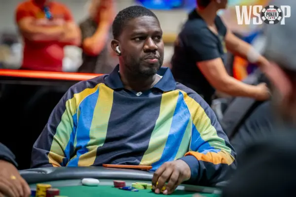 Ошибка за телевизионным столом WSOP заканчивается жестоким бэд-битом и выбыванием