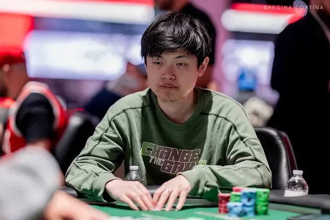 Honghao Zhang впервые на WSOP получает браслет и 346 тысяч долларов США