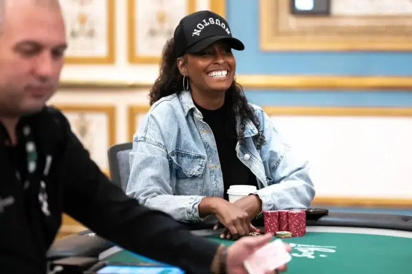 Дилер WSOP превращает мечту в реальность, выходя в финальный стол