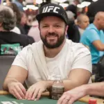Витор Дзивилевски пришлось сменить кепку во время турнира на WSOP; объясняем