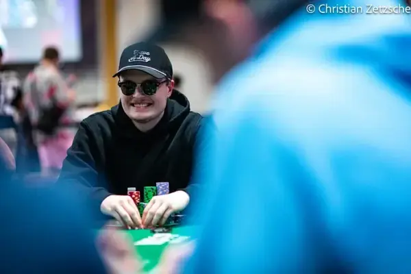 Lucas Jumalon лидирует на рынке ставок на титул Main Event WSOP 2026