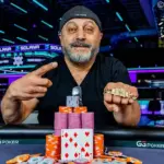 Johnny Oshana превосходит гигантский турнир и завоевывает браслет на WSOP