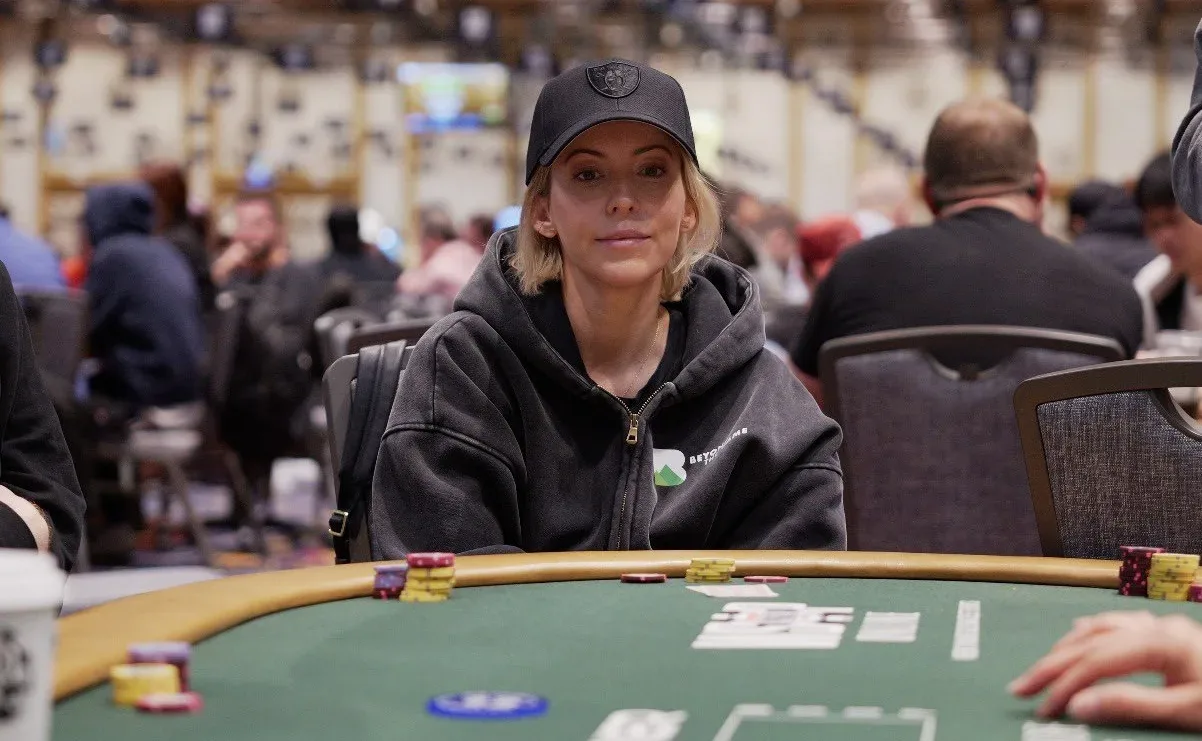 Set x set x AA: посмотрите кулер, который выбил Фараха Гальфонда из главного события WSOP