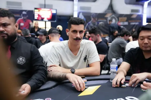 Henrique Lessa выигрывает Thursday Thrill этой недели на PokerStars