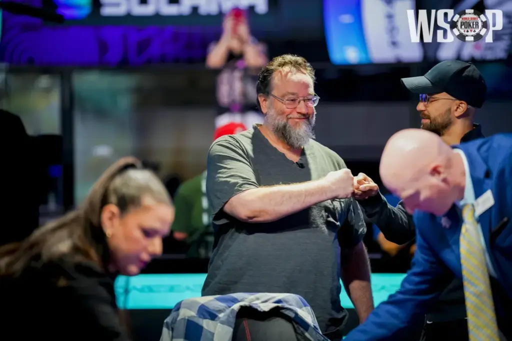 Todd Brunson покидает Main Event после болезненного bad beat; смотрите, как это было