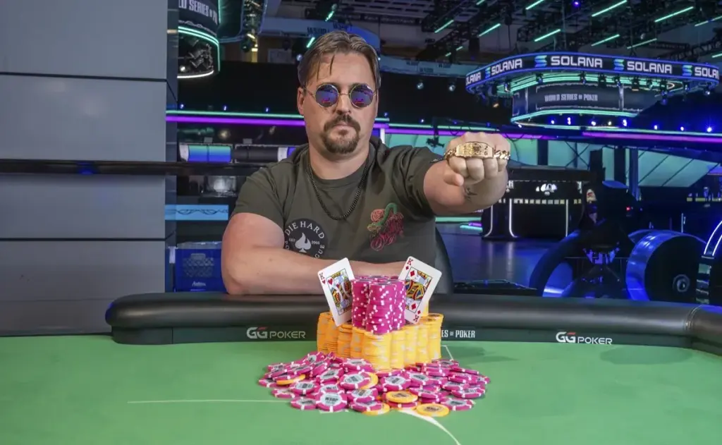 Renato Roizenblit достигает финального стола События 86 WSOP; Эрик Вебер побеждает