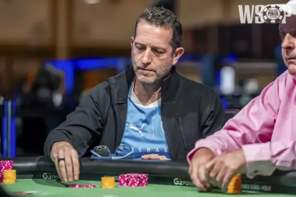 Renato Roizenblit достигает финального стола События 86 WSOP; Эрик Вебер побеждает