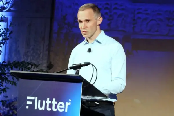 Flutter меняет генерального директора на фоне проблем с PokerStars и FanDuel