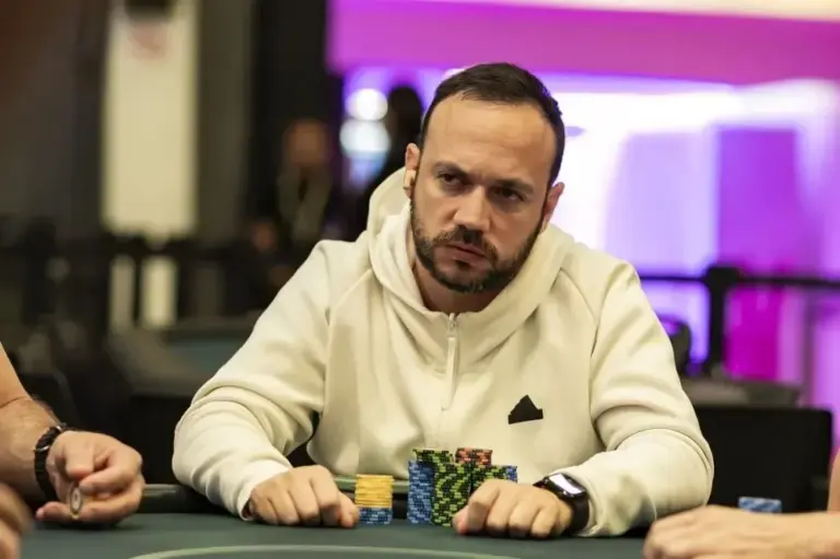 Jonatas Gomes занимает второе место и выигрывает 108 тысяч долларов на WSOP Online