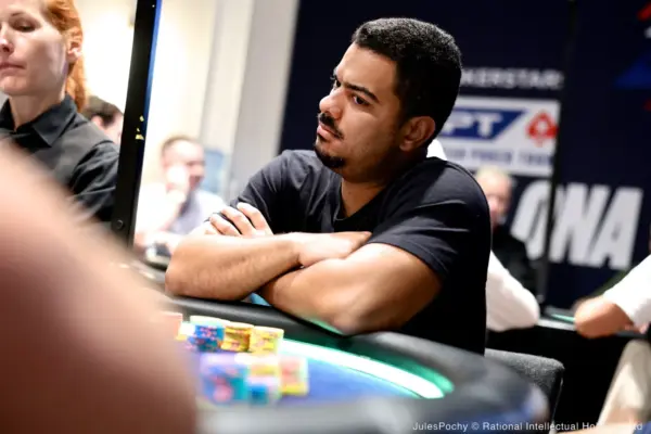 Габриэль Таварес поднимается на пьедестал в €20K EPT Барселона и гарантирует высокое вознаграждение