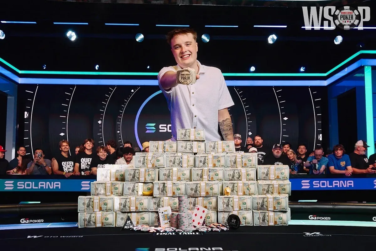 Lucas Jumalon подписывает контракт с Poker Royalty после победы в Main Event WSOP