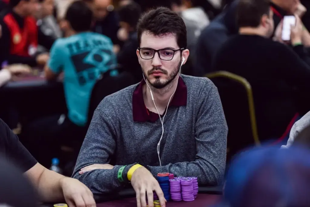 Данте Гойя завоевывает титул в PLO Series на GGPoker и выигрывает более 20 тысяч долларов США