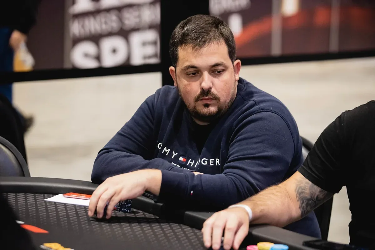 Gabriel Medeiros выигрывает Main Event High WCOOP Boot Camp на PokerStars