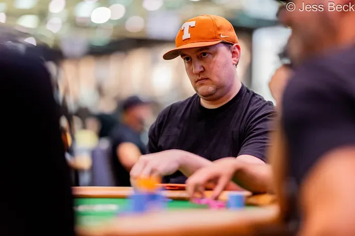 Техас Майк извиняется после самого крупного банка в истории High Stakes Poker